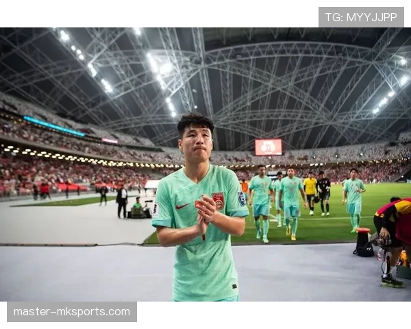 武磊这消费真有点狠，普通工资得攒半辈子才能买得起那桌酒水吧？